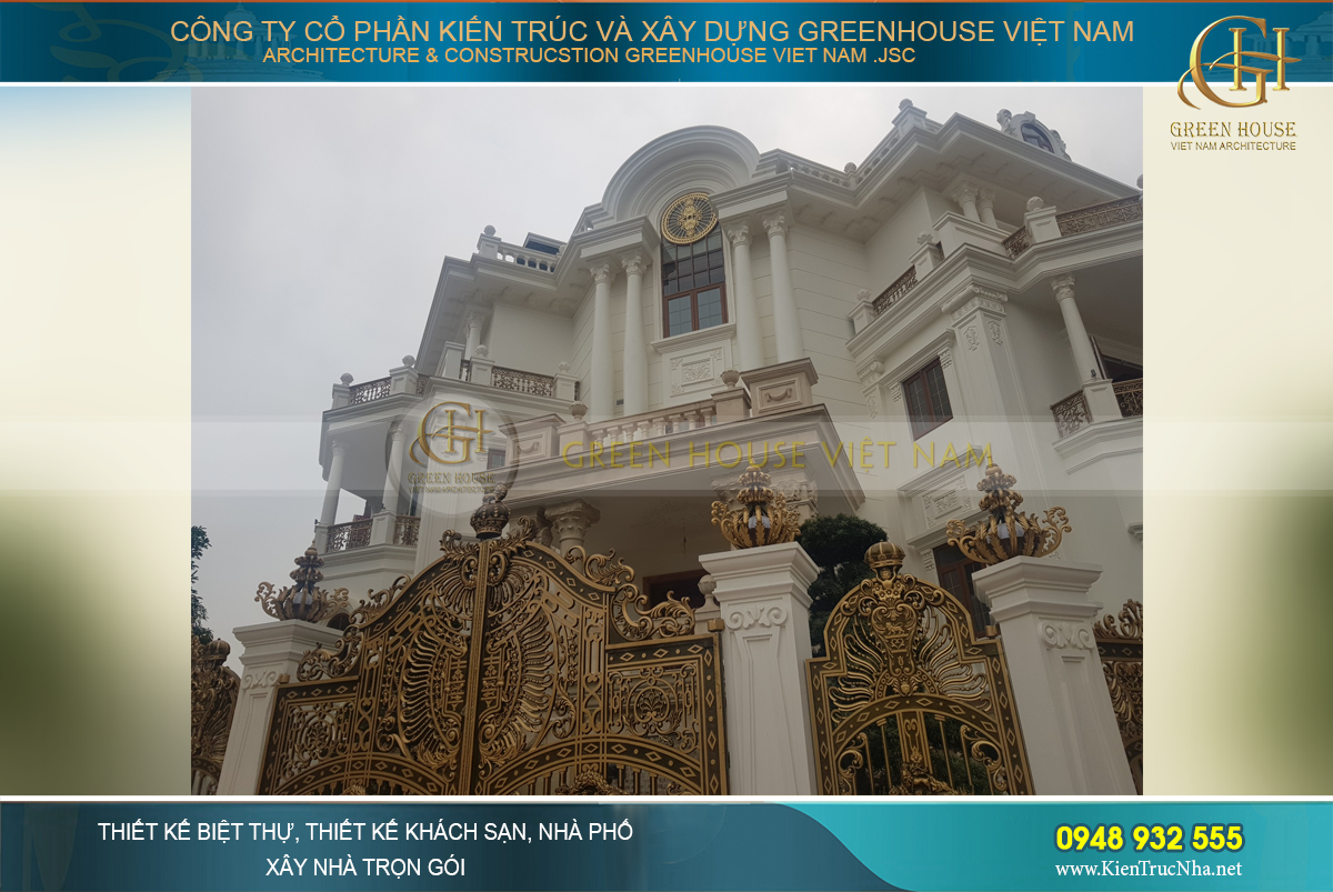 Cổng chinsg dẫn vào biệt thự 4 tầng tân cổ điển