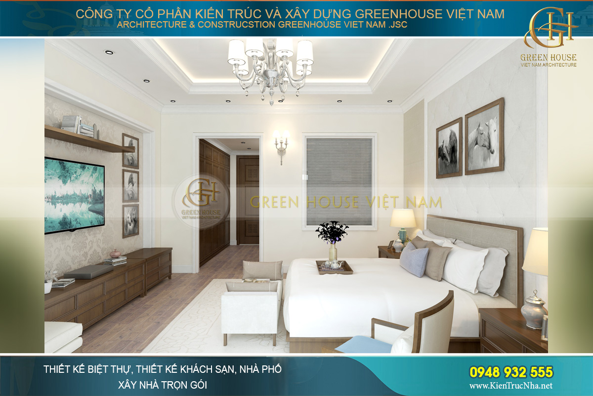 Đối diện là kệ TV cùng giá sách và những khung tranh nghệ thuật theo sở thích